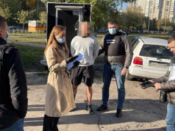 В Киеве мужчина торговал поддельными Covid-сертификатами