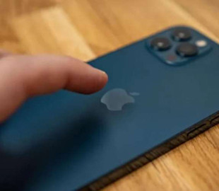В iPhone заработала "секретная кнопка" после обновления до iOS 14