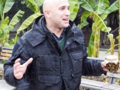 У Британії прокремлівського пропагандиста Грема Філліпса звинувачують у скоєнні воєнних злочинів в Україні