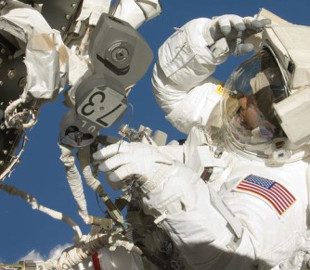 Астронавти NASA вийдуть у відкритий космос для заміни антени