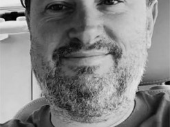 Умер адвокат хакерской группировки Anonymous