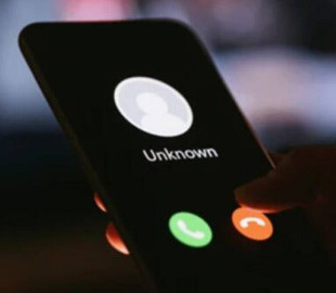 Користувачі iPhone скаржаться на мимовільні виклики під час сну