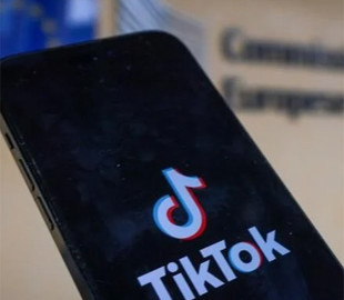 Дизайн TikTok викликає залежність у користувачів – Єврокомісія