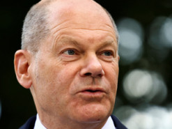 Канцлер Німеччини Шольц виступив за скасування «права вето» в Євросоюзі