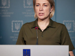 Російських вчителів, затриманих на деокупованих територіях, судитимуть за порушення законів та звичаїв війни