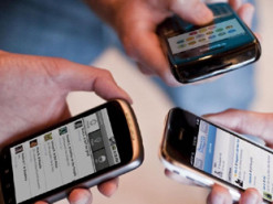 Медленный интернет и отсутствие возможности пополнить счет: мелитопольцы рассказали о работе российских SIM-карт