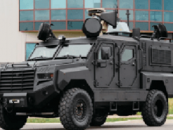 Досвід України. Канадський броньовик Senator оснастили антидроновою системою