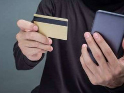 Шахраї виманили у жінки понад 80 тисяч гривень через фішинговий сайт