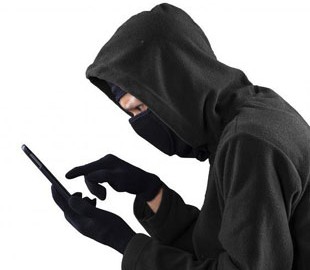 Псевдопрацівник банку виманив у жінки 11 тисяч гривень