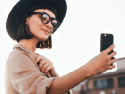 Малоизвестным блогерам в РФ дадут аккредитацию журналистов, чтобы те “наблюдали” за выборами