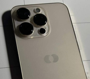 Експерт придбав рідкісний прототип iPhone і виявив у ньому унікальні особливості