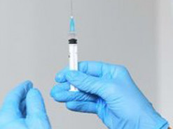 Данные полумиллиона граждан РФ, покупавших фальшивые справки о вакцинации, выставили на продажу в интернете