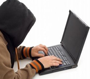 Чоловік хотів заробити онлайн, а втратив 206 тисяч гривень