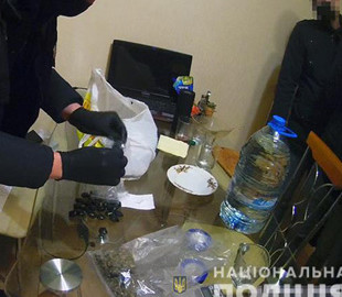 В Киеве задержали менеджера интернет-магазина по продаже наркотиков