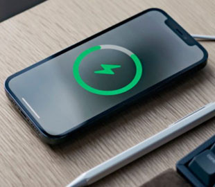 Що робити, якщо батарея розрядилася і смартфон не вмикається