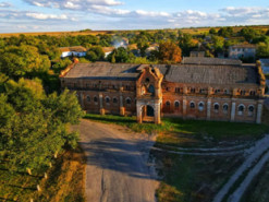 Конный завод в Гуляйполе: Украинская «Википедия» назвала лучшее фото Днепропетровщины-2021