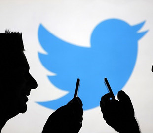 Bloomberg: Twitter може впасти дуже скоро, це лише питання часу
