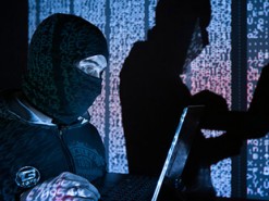 Американский хакер 13 лет следил за другими людьми через компьютеры