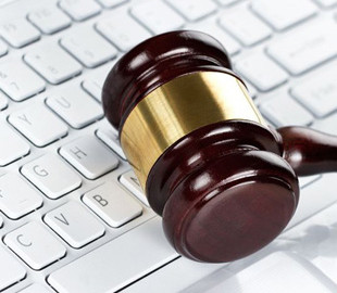 Чоловік випадково купив на аукціоні тисячу курей