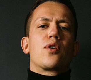 Дурнев создал паблик, в котором собрал реакцию бьющихся в истерике блогеров из РФ на блокировку доступа к Instagram