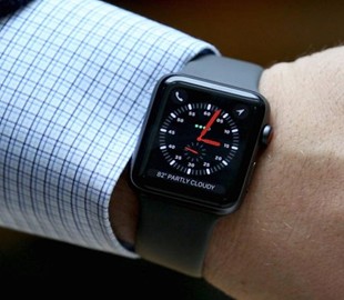 Apple Watch перестали включаться с первого раза