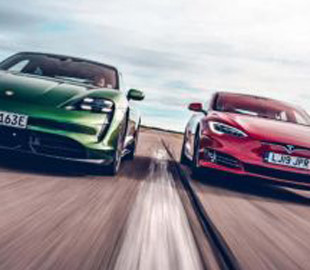 Драг-рейсинг: электрический Porsche Taycan Turbo S против Tesla Model S