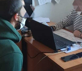 Цупив гроші з чужих рахунків: у Польщі спіймали шахрая з України