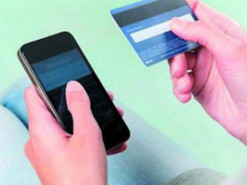 Повідомила дані своєї платіжної картки: на Буковині шахраї виманили у жінок 25 тисяч гривень