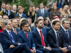 ЗМІ: Білий дім з’ясував, як телефон головреда The Atlantic опинився в iPhone Волца