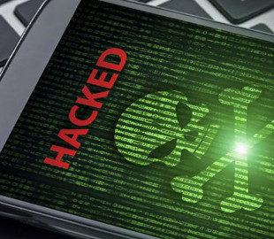В мережі поширюється вірус для смартфонів, який здійснює телефонні дзвінки і краде гроші