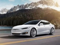 В США требуют отозвать 158 000 автомобилей Tesla из-за дефекта