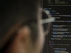 Банда російських хакерів заробила понад 100 млн доларів за допомогою шантажу