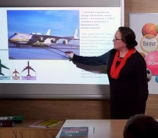 В онлайн-школе Мрию назвали космическим самолетом