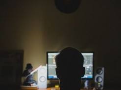 Хакер утверждает, что заработал 120 000 долларов за неделю, обнаруживая баги EOS