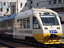 Укрзалізниця на випадок блекауту підготувала генератори та тепловози