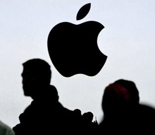 Apple может вернуться к Samsung из-за OLED-дисплеев для нового iPhone