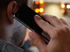 Украинцев просят не брать трубку с неизвестных номеров: это могут быть оккупанты