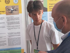 Київський школяр розробив квадрокоптер-міношукач, що виборов нагороди на міжнародних конкурсах