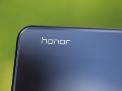 Опубликованы рендеры смартфона Honor V30