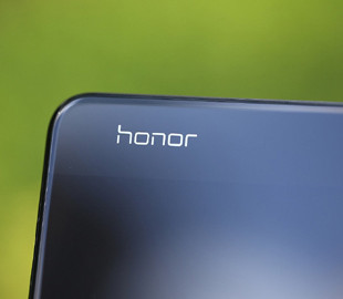 Опубликованы рендеры смартфона Honor V30