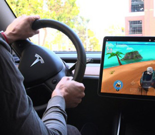 Илон Маск пообещал выпустить больше игр для Tesla