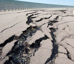Хакеры могут “вызывать” землетрясения: в Греции предупредили о новой угрозе