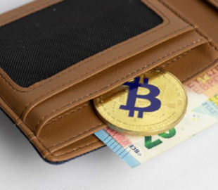 Кіберполіція заблокувала криптогаманець литовця. Спроби розблокувати гроші через суд виявились невдалими