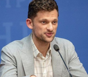 У Кабміні хочуть замінити телефони спецзв’язку додатком для смартфона
