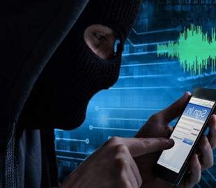 Прослуховування телефонів: як це працює, хто може робити і якими способами