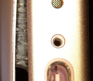 У iFixit вивчили компоненти iPhone 15 під цифровим мікроскопом