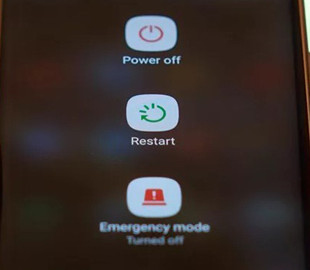 Названо основні причини довільного перезавантаження Android-смартфонів