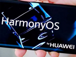 Назван первый смартфон Huawei, который получит замену Android