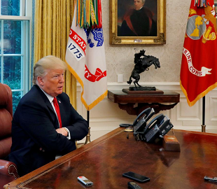 Трамп раскритиковал Facebook и Twitter за бан аккаунтов