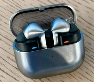 Samsung перенесла продаж навушників Galaxy Buds 3 Pro через брак